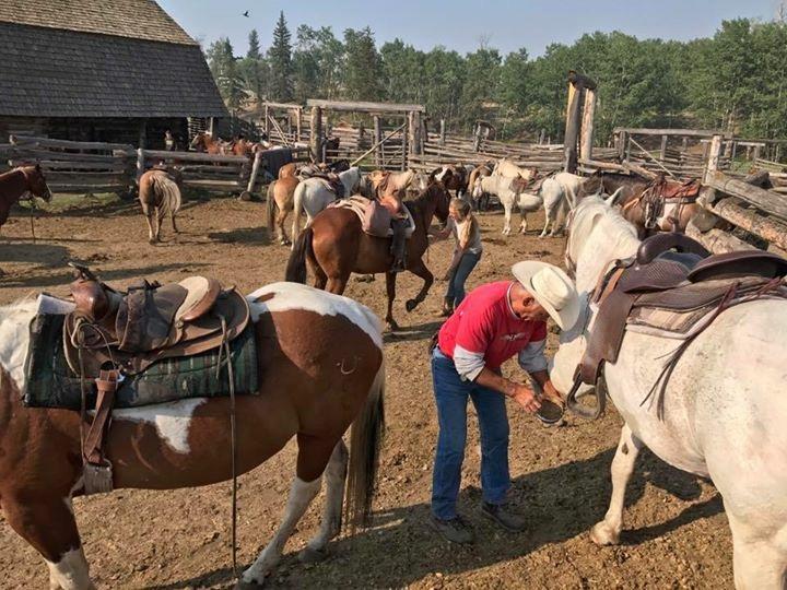 Flying U Ranch Ξενοδοχείο Seventy Mile House Εξωτερικό φωτογραφία
